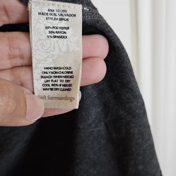 Soft Surroundings Green Brown Floral Tunic Sweater Women's Size 1X - Picture 10 of 10